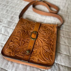 Patricia Nash Tooled Purse